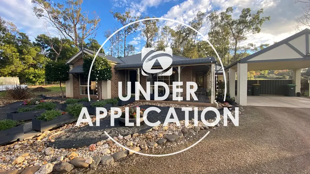 LUXURIOUS HOME ON 1.25 ACRE WITH SHED