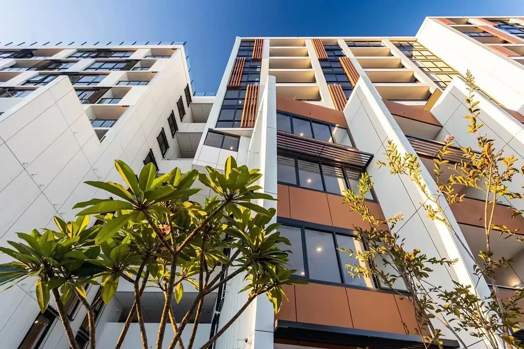 Kogarah 1 Slaapkamer North-Facing Loft Apartment + Study in Prime Location