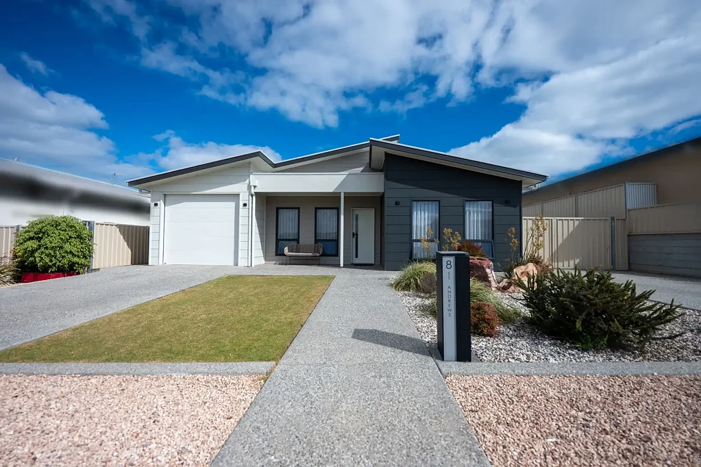 8 St Andrews Drive, Port Hughes, SA 5558