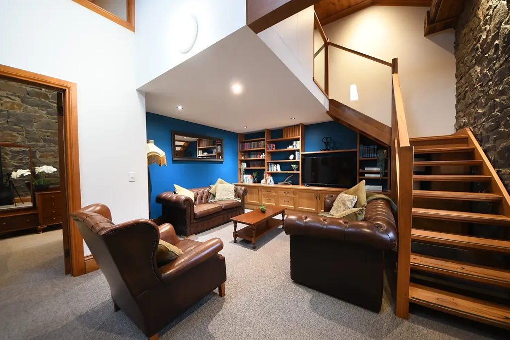 MODERN APARTMENT LIVING IN THE HEART OF PORTLAND