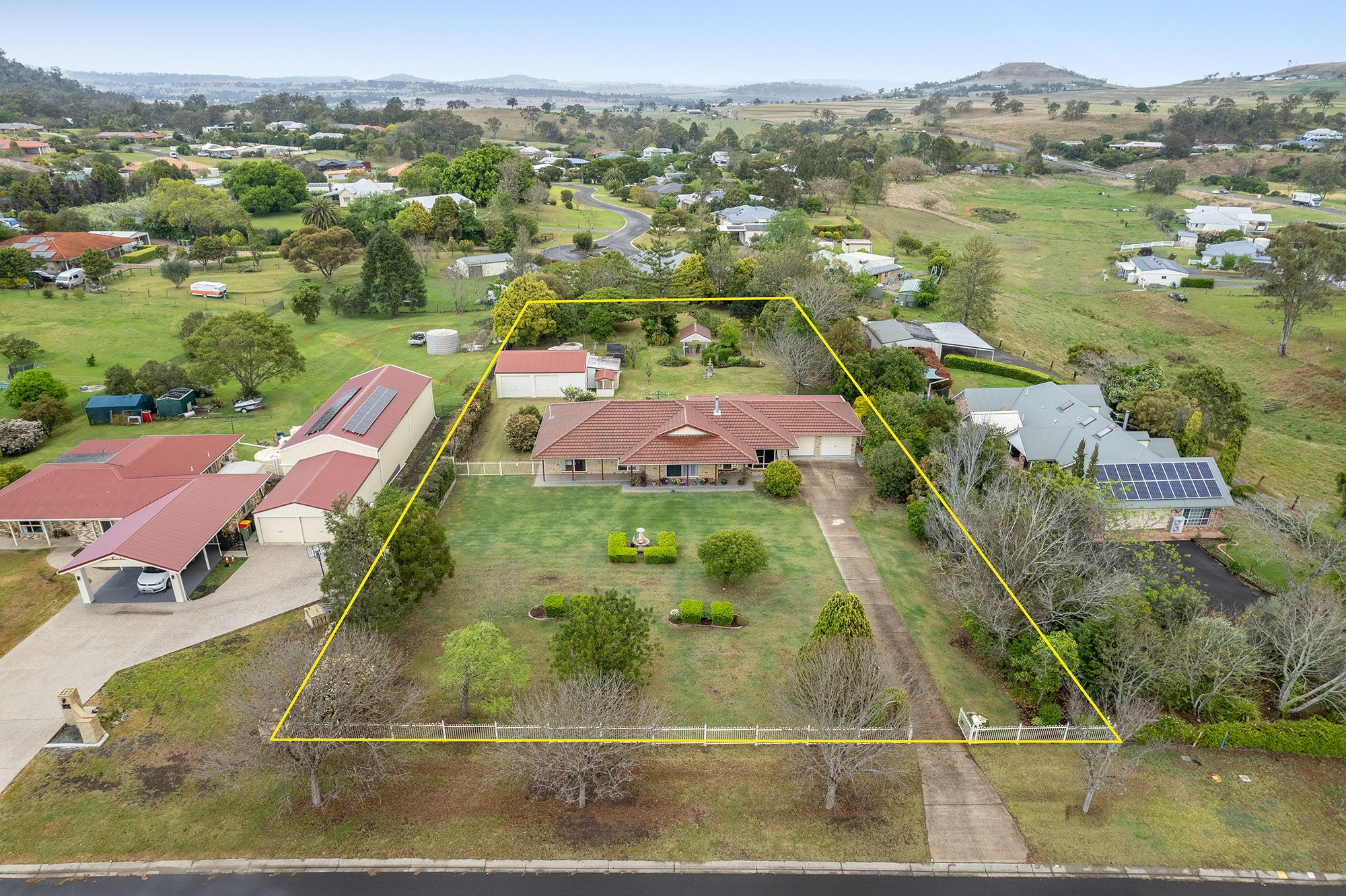 4 MALLY RD, HODGSON VALE QLD 4352, 0 Kuwarto, 0 Banyo, House