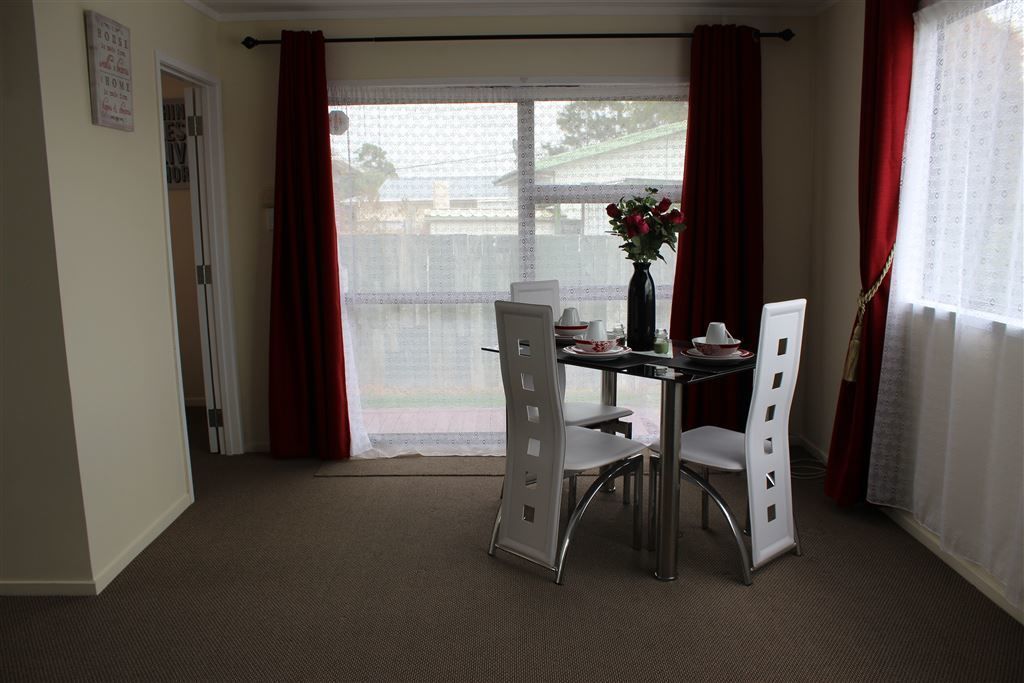 1/48 Pooks Road, Ranui, Auckland - Waitakere, 3 chambres, 2 salles de bain