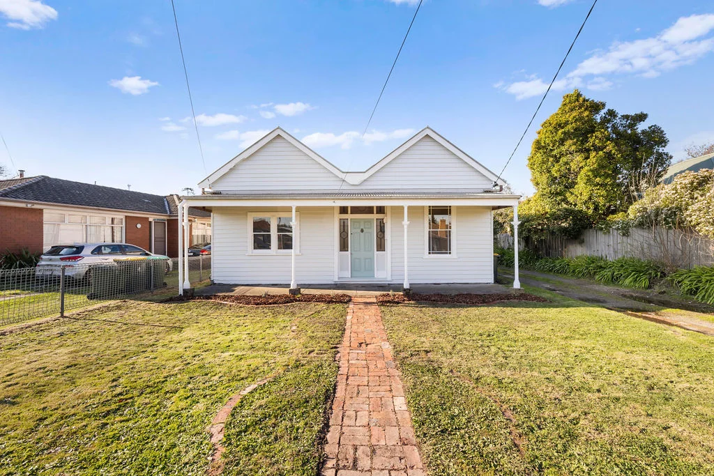 4 Cuthberts Road, Alfredton, VIC 3350