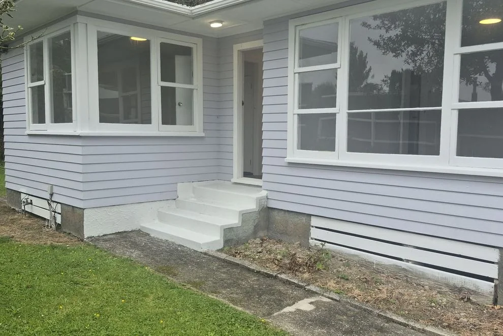 Wainuiomata 3 Slaapkamer Freshly Renovated, Great Space, Owners Want Offers