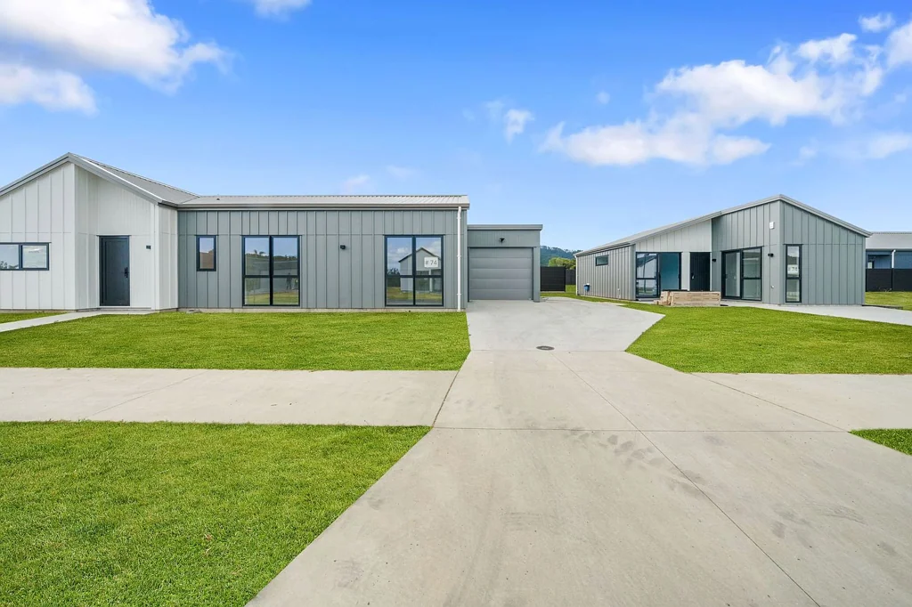 Kawakawa Bay 6Zimmer LIVE IN ONE, RENT THE OTHER -  MUST SELL!