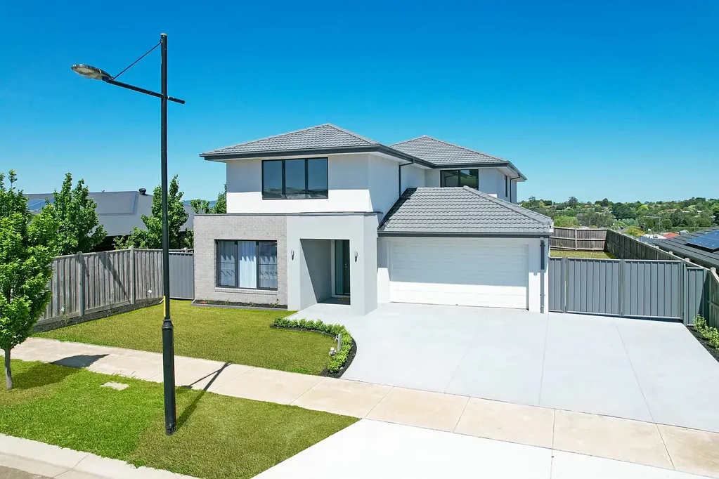 Warragul 4Zimmer Beautiful brand-new home