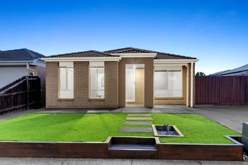 Prime Location Living - Modern 4 Bedroom Home for Lease.