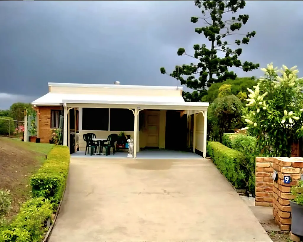 Gympie 2 Bedroom SNAP IT UP! 2 BEDROOMS WITH STUDIO