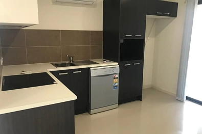 1/3 Catalyst Place, Brassall, QLD 4305, 1房, 1浴, Apartment