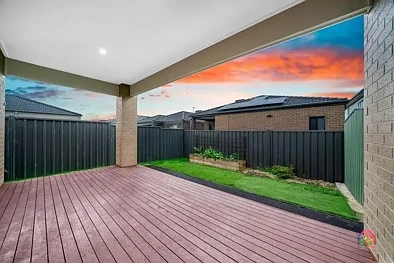 16 Attadale Av, Werribee, VIC 3030, 4房, 2浴, House