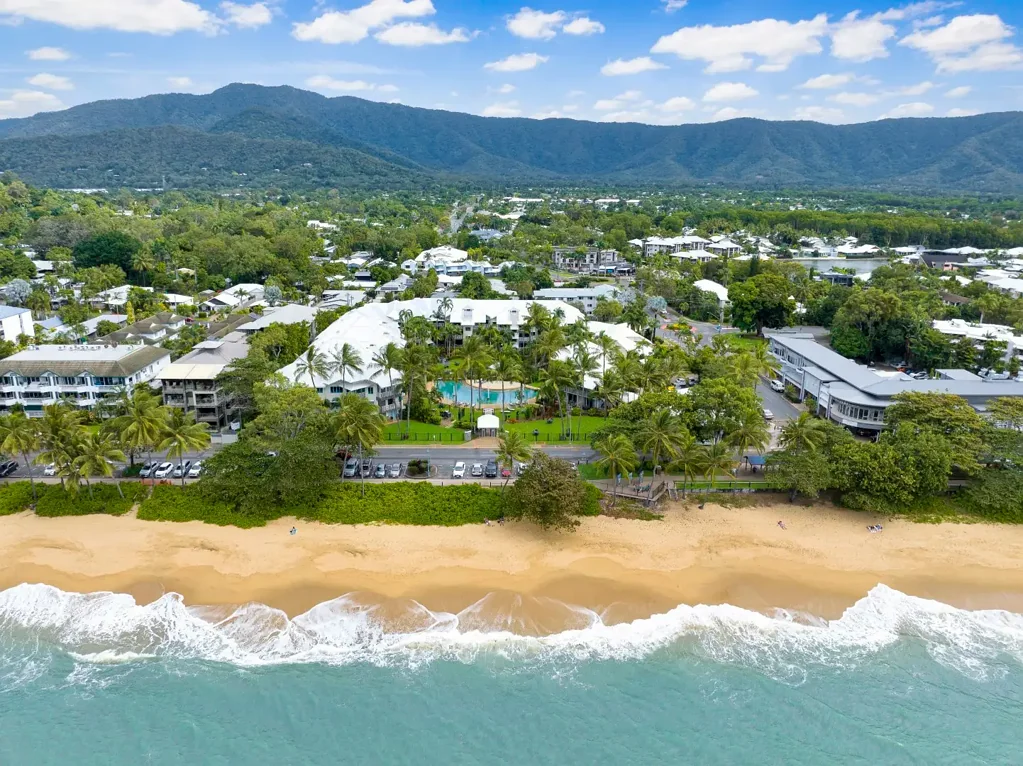 Trinity Beach 2ਬੈੱਡਰੂਮ Nest or Invest - affordable beachfront abode
