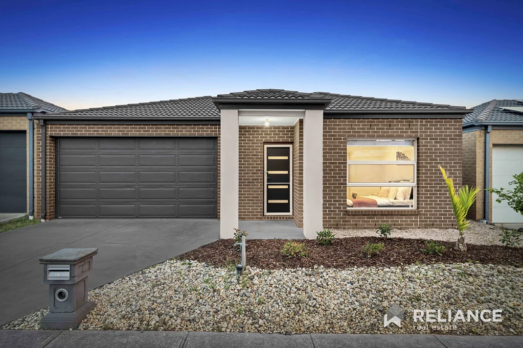 16 Hewett Drive, Point Cook, VIC 3030