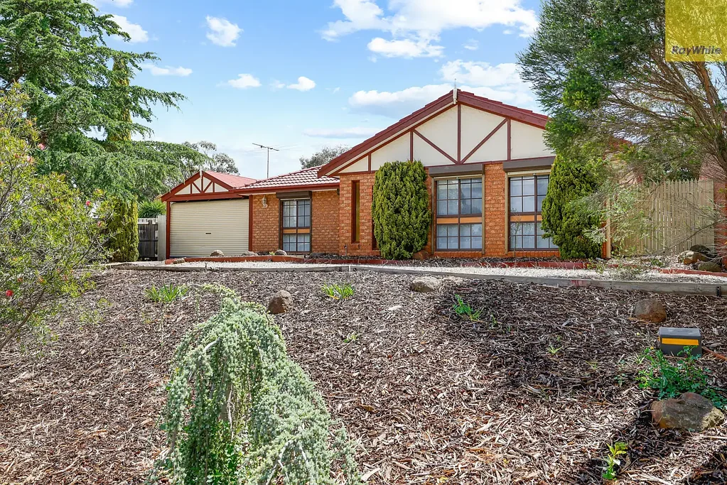 64 Underbank Boulevard, Bacchus Marsh, VIC 3340
