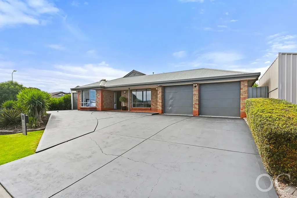 Woodcroft 4 Slaapkamer Open the Door to the Ultimate Family Entertainer