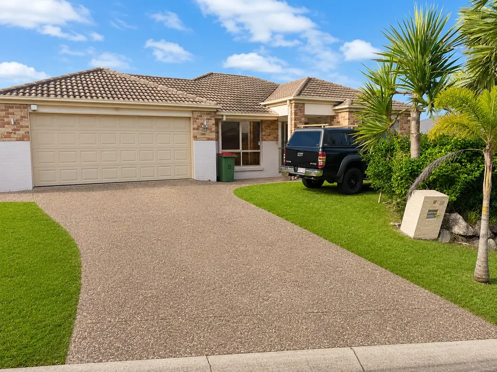 Kallangur 4Habitaciones Peaceful Family Living with Future Potential in Butterfly Ridge