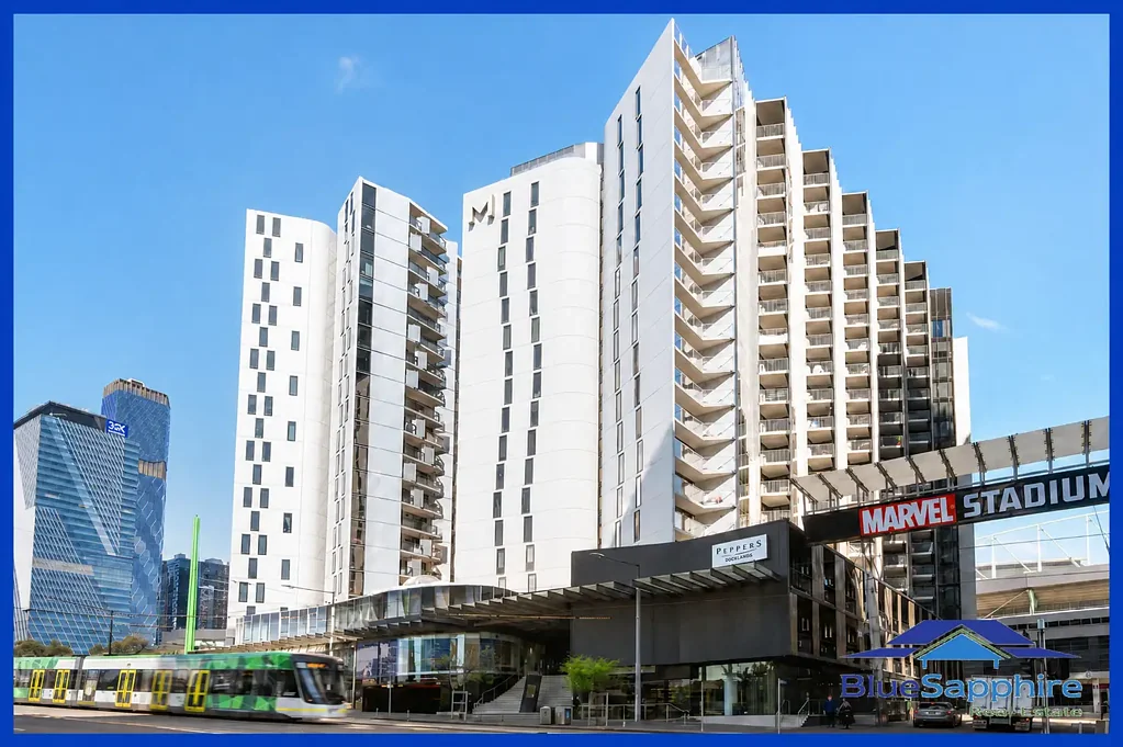 Docklands 2房 Docklands顶级位置 两居室现代公寓 同层健身房温水泳池 宽敞私人阳台 步行至Marvel Stadium 天桥接Southern Cross Station A Lifestyle Address with Everything at Your Doorstep