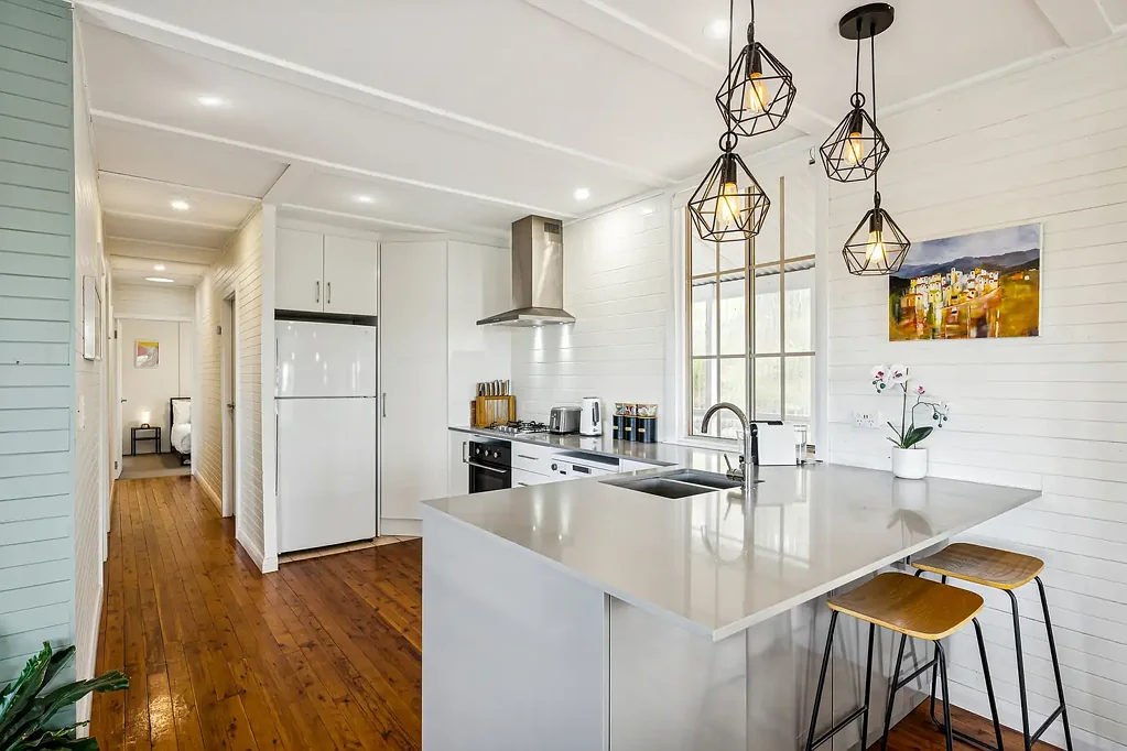 Katoomba 4ห้องนอน Elevated setting with a tranquil bushland outlook