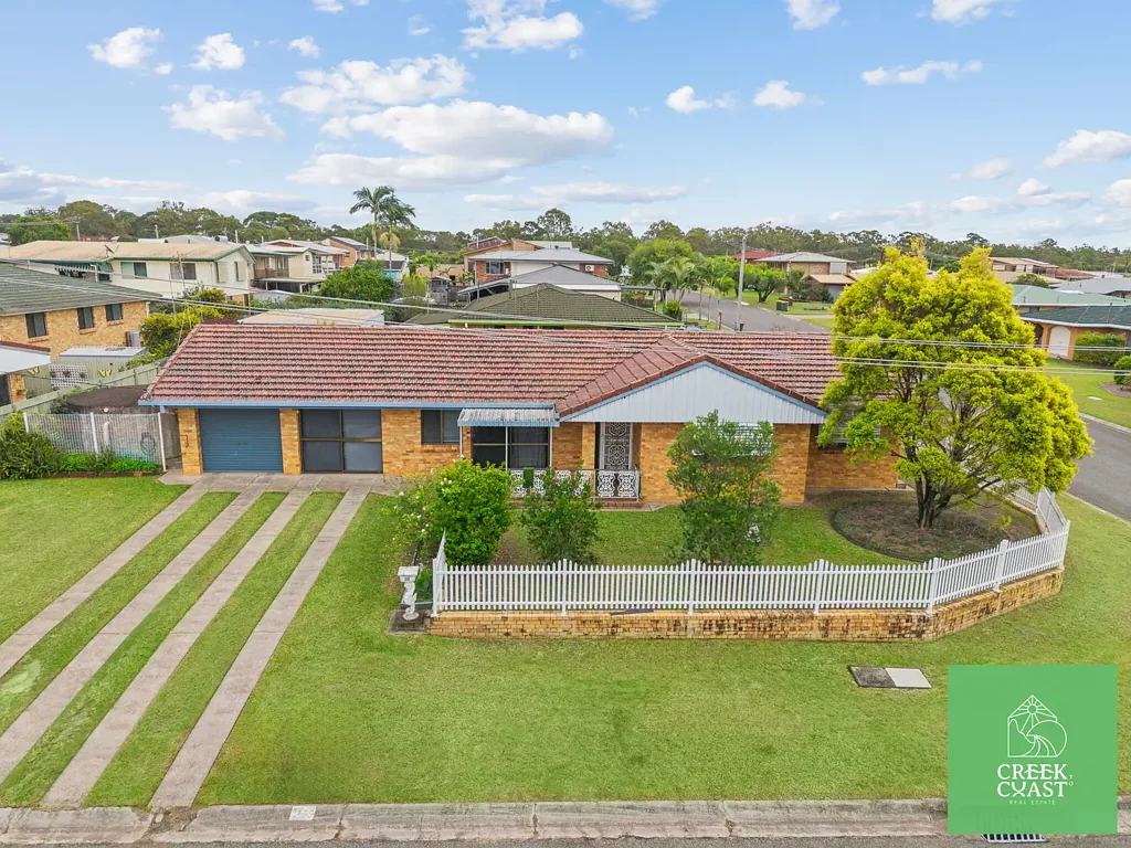 Maryborough 3ห้องนอน Solid Brick Investment or Ideal First Home in a Flood-Free, Sought-After Maryborough Location