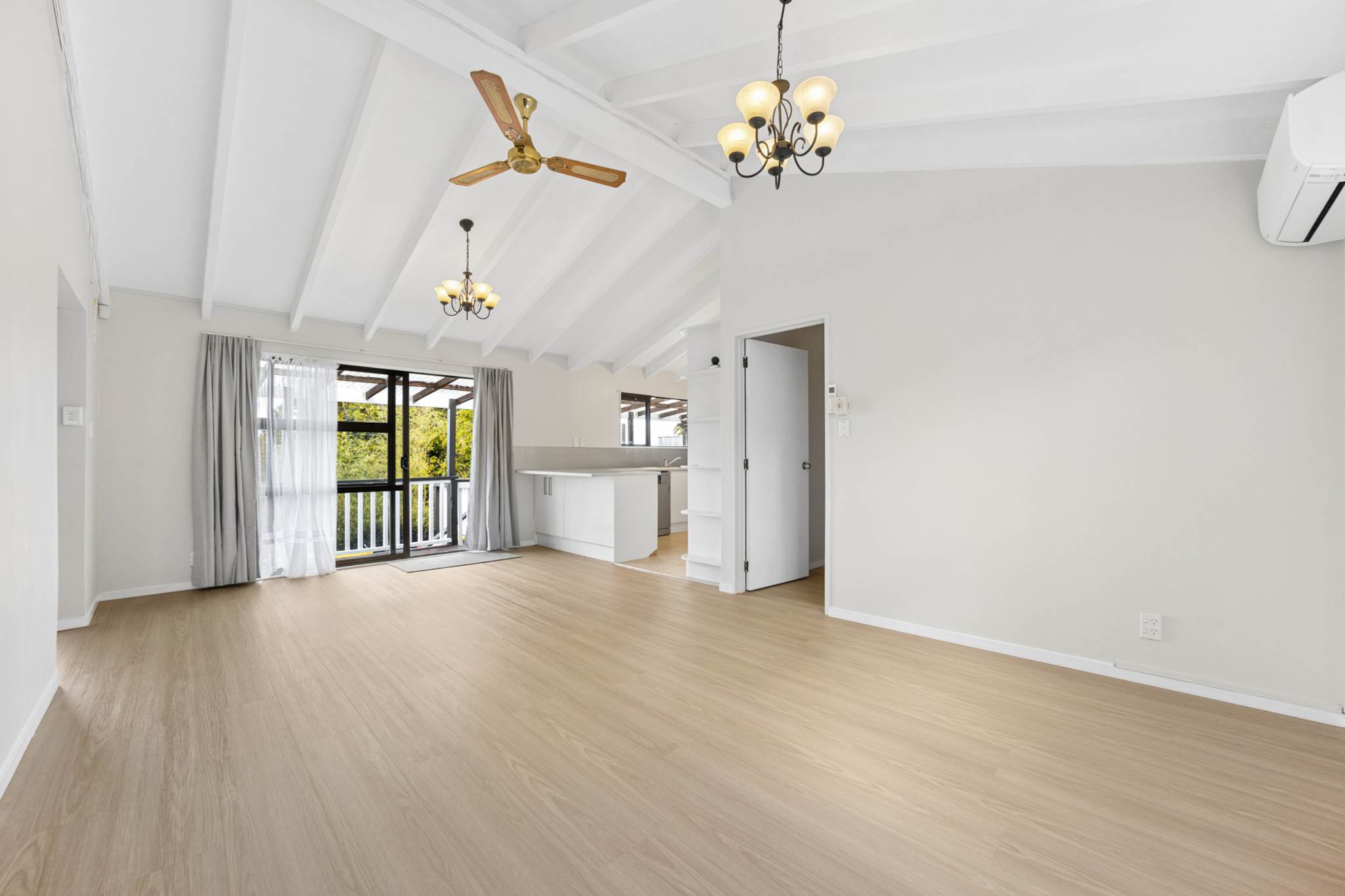 7A & 1/7A Tirimoana Road, Te Atatu South, photo 7