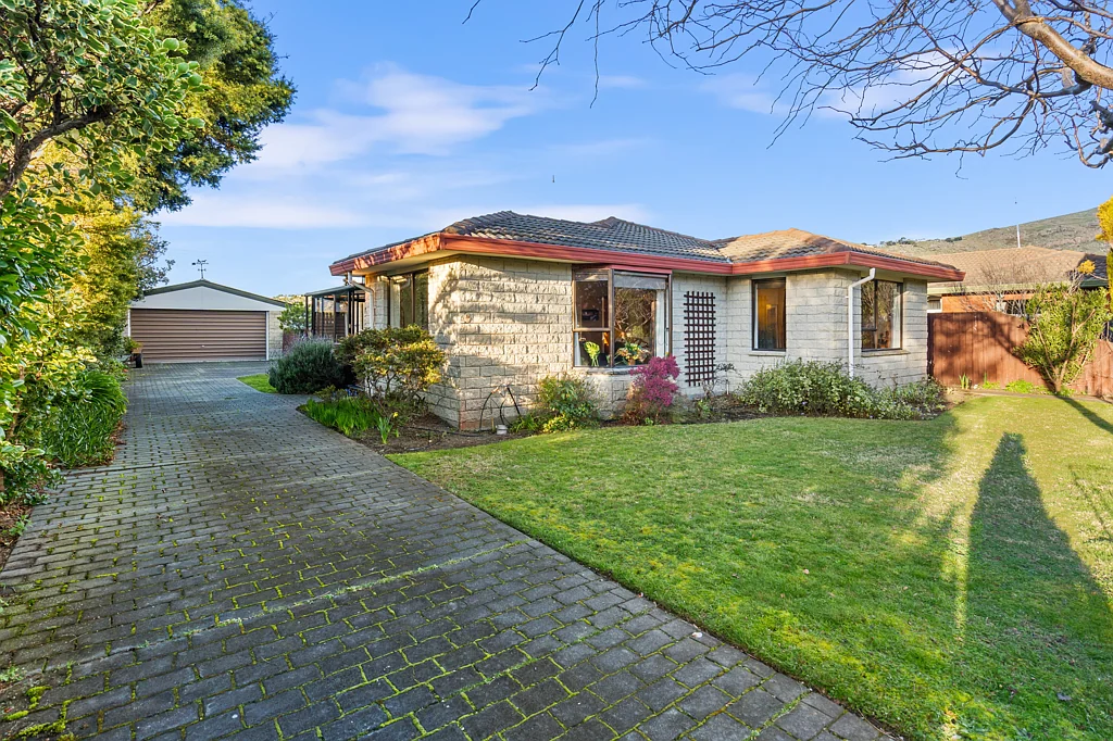 19 Warner Place, Heathcote Valley, Christchurch, Canterbury