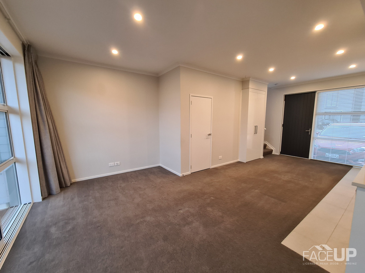 23 Spotted Dove Road, Hobsonville, Auckland - Waitakere, 2 phòng ngủ, 1 phòng tắm, Townhouse