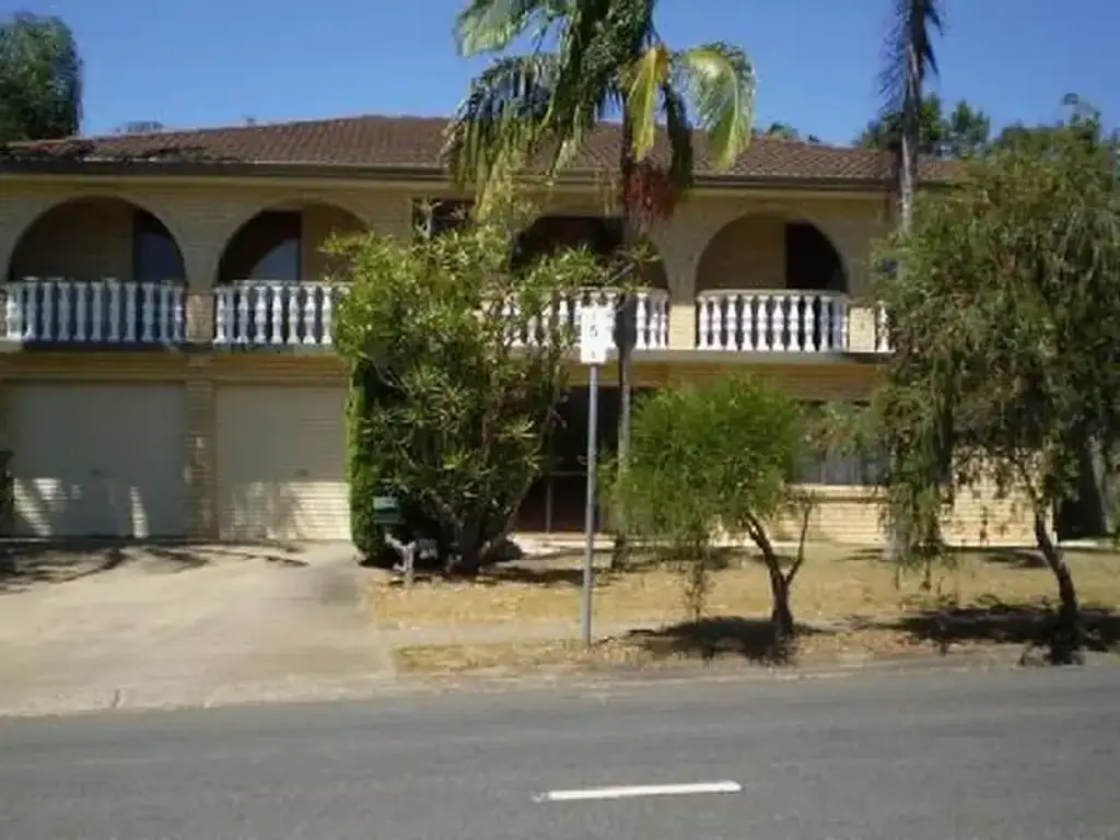Spacious Family Home in Sunnybank Hills State School Catchment