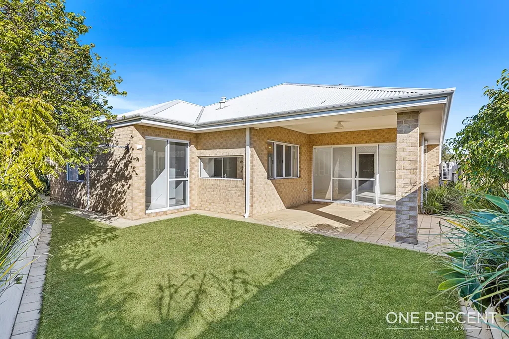 Rockingham 4ਬੈੱਡਰੂਮ Effortless Coastal Living in a Thoughtfully Designed Modern Home