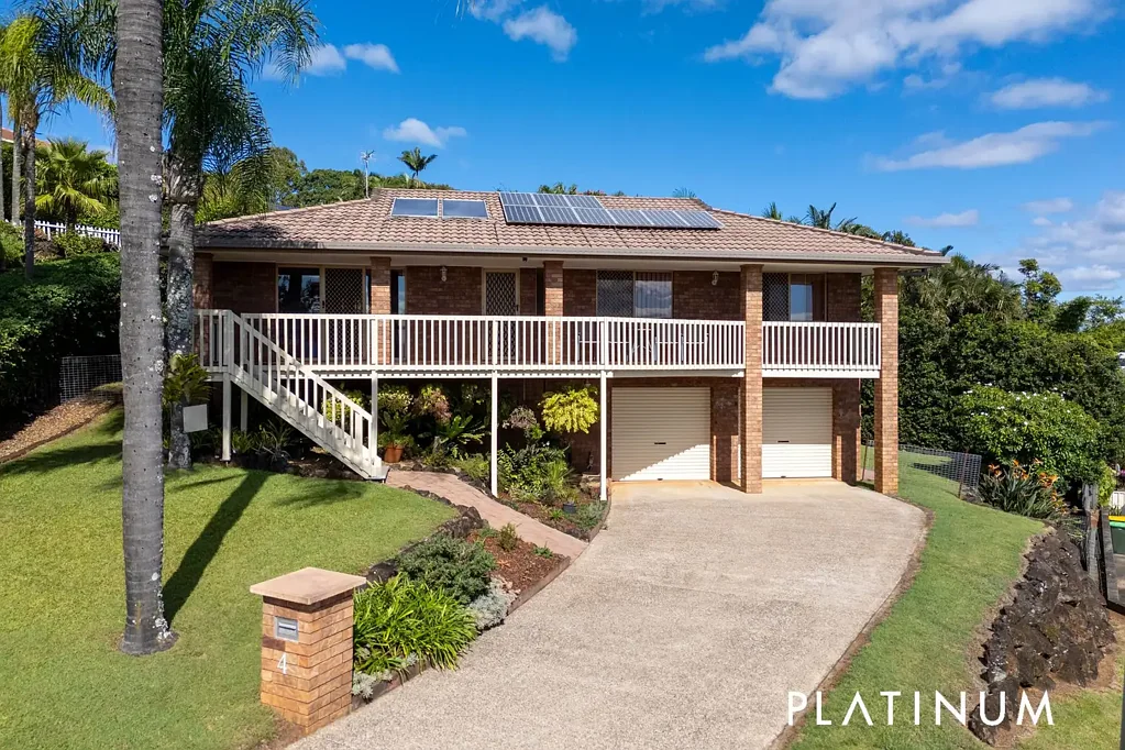 4 Biby Place, Banora Point, NSW 2486