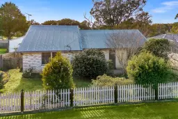 12 BONG BONG RD, Mittagong