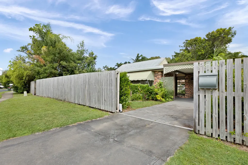 Andergrove 3房  Functional Family Home with Shed & Entertaining Area