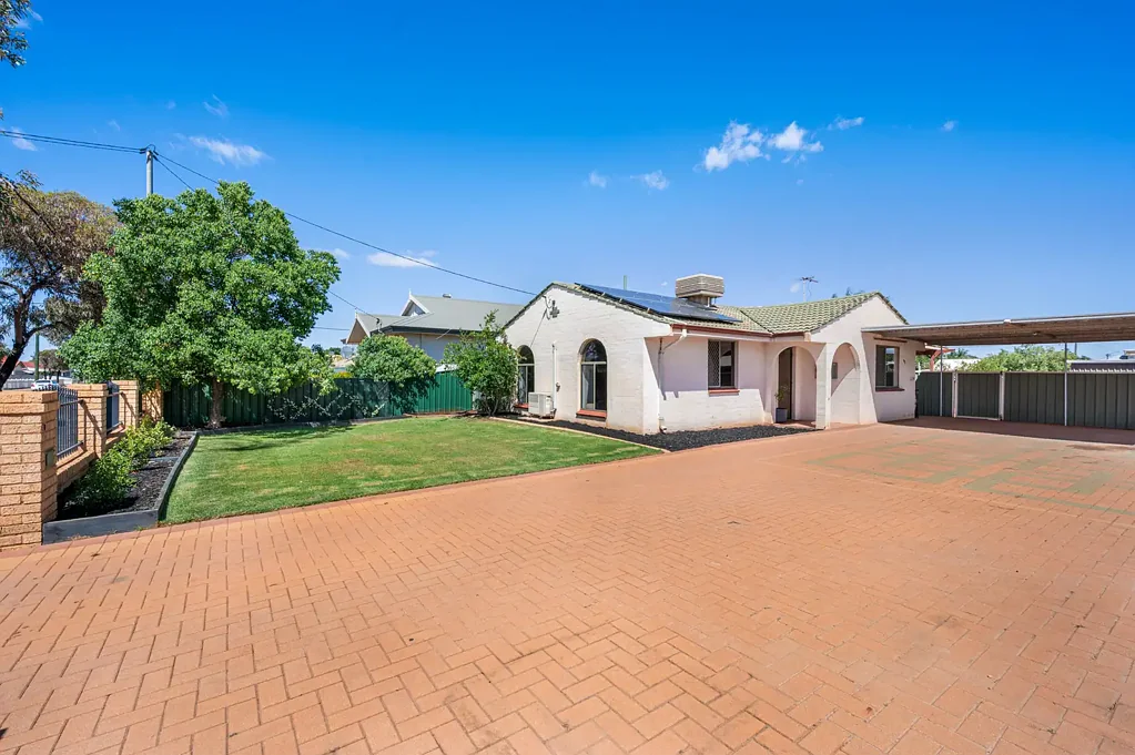 2C Whitlock Street, South Kalgoorlie, WA 6430