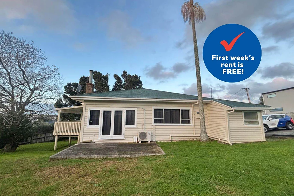 FIRST WEEK'S RENT FREE! Spacious 3 bedroom - L...