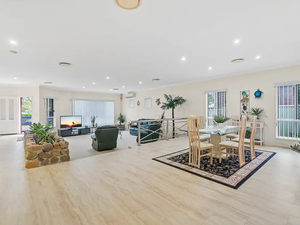 Thorneside 3Kwarto UNDER CONTRACT BY THE SIMON SALM TEAM
