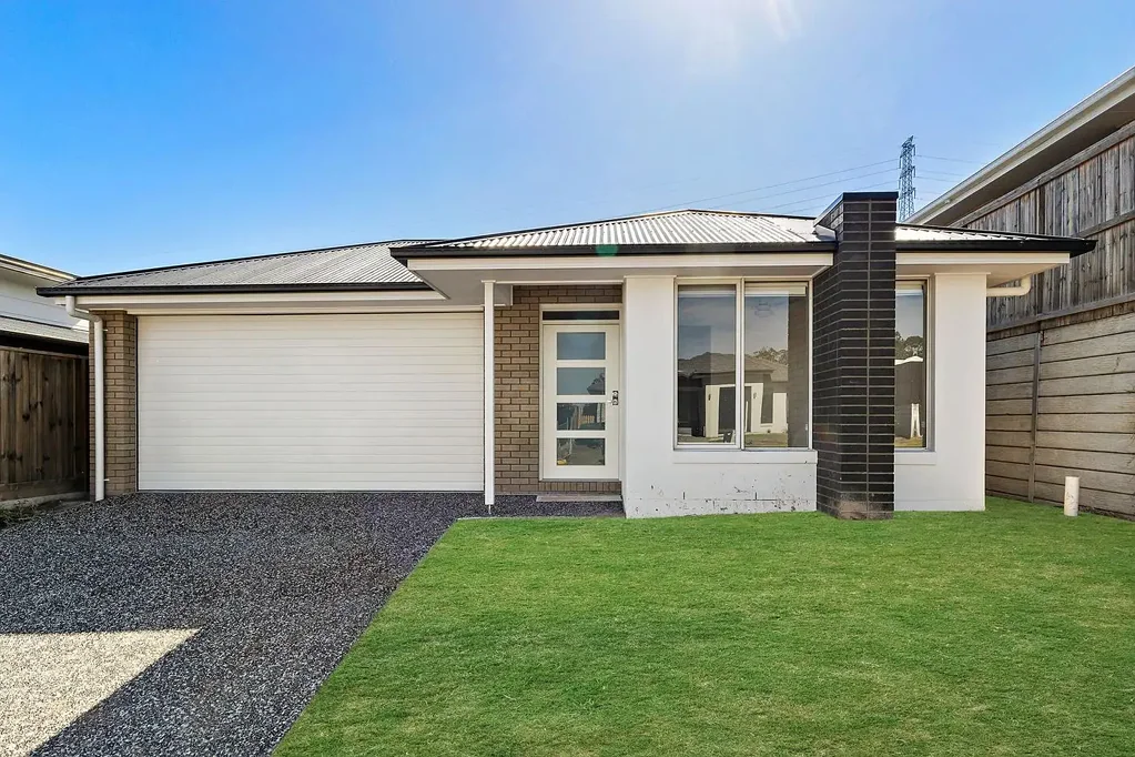 Stunning Family Home at 72 Carnarvon Street, Yarrabilba