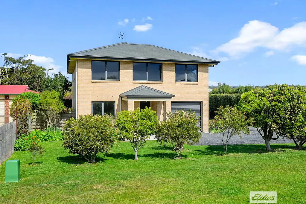 Wynyard 4ਬੈੱਡਰੂਮ Coastal Living with Space, Style and Stunning Sea Views