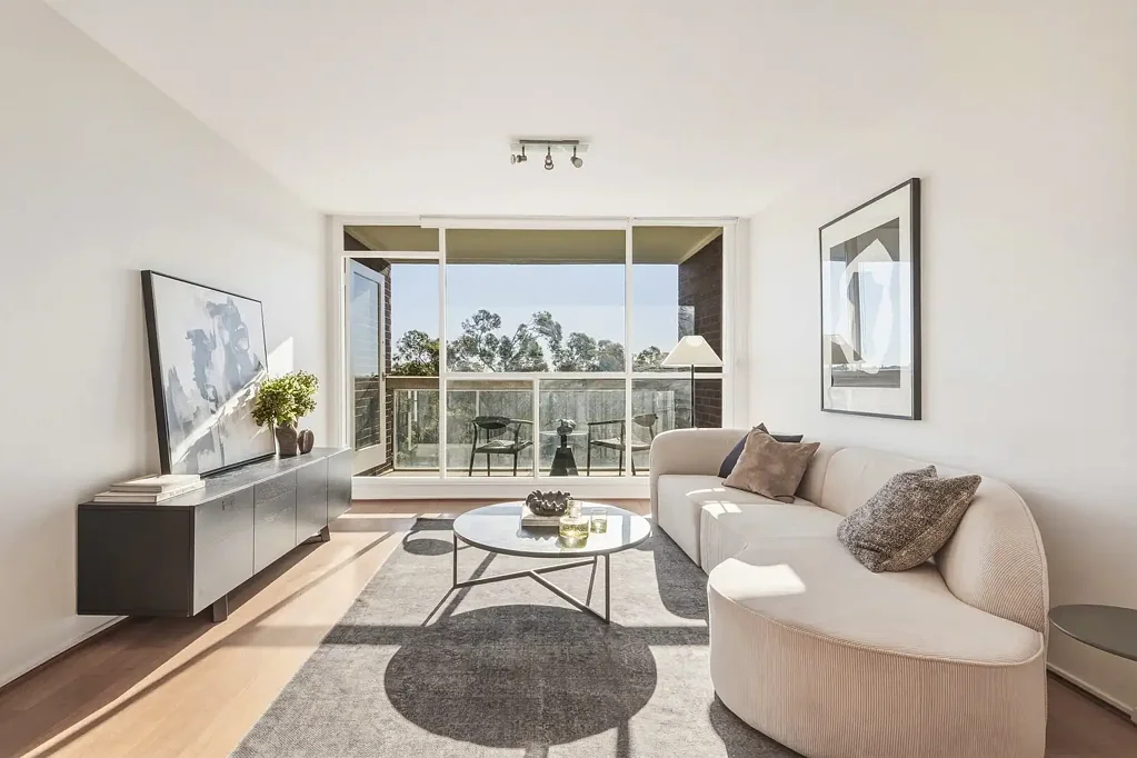 Earlwood 2Kwarto Light-filled apartment with immaculate city views
