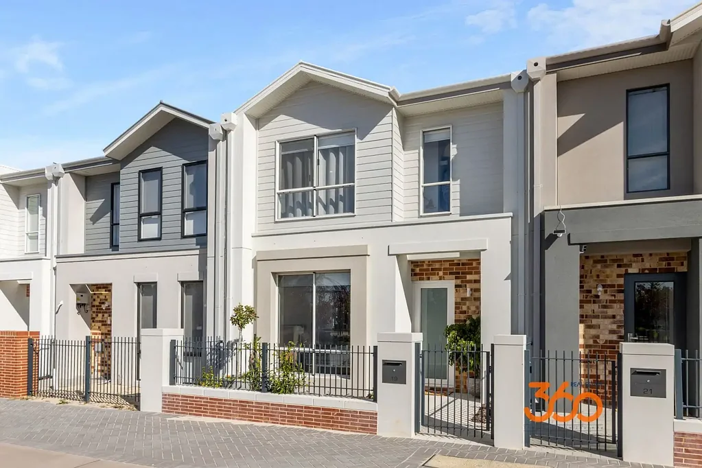 Ellenbrook 4部屋 Four Bedrooms And Three Bathrooms...