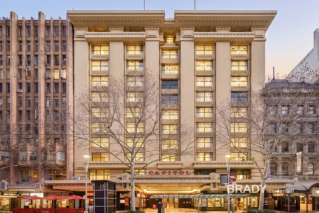 Melbourne 1ਬੈੱਡਰੂਮ A Rare Top-Floor Opportunity in Iconic Capitol House