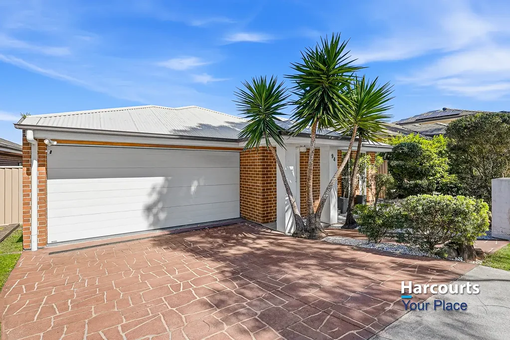Jordan Springs 4房 宽敞单层家庭生活，带绝佳后院 Spacious Single-Level Family Living with a Fantastic Backyard
