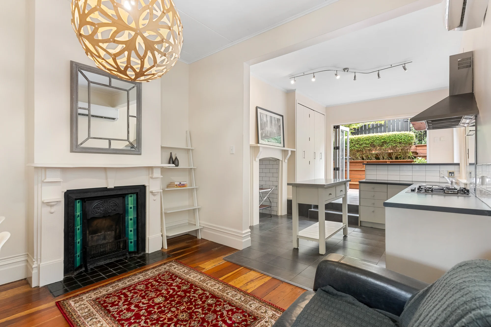 Newtown 3Habitaciones City-Fringe Living | BEO $920,000