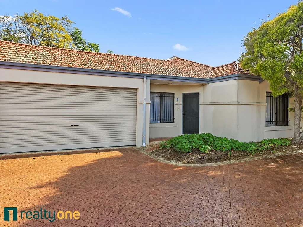 Location Location Location!!! Viewing Monday 6th July 4pm - 4.15pm