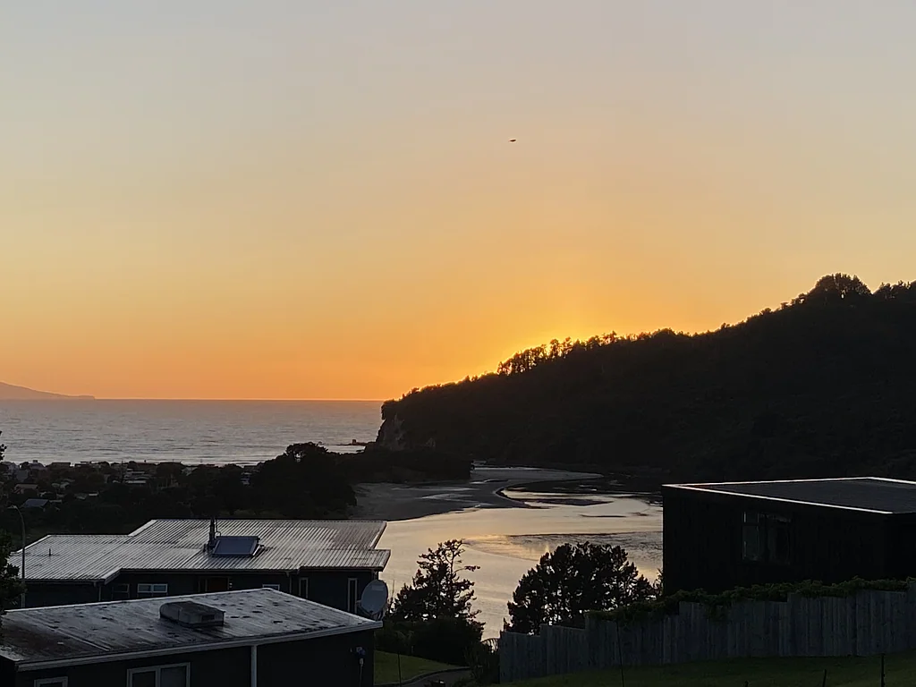 Whangamata Wake Up To This!!