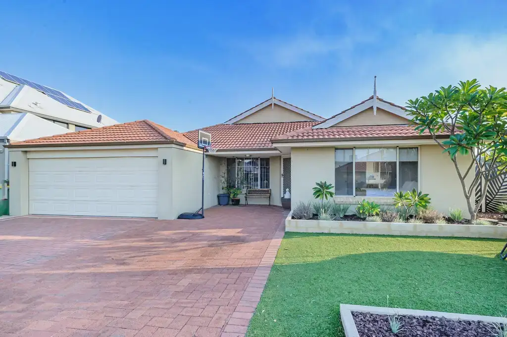 24 Diosma Way, Canning Vale, WA 6155
