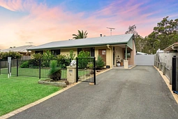 18 Petrel Place, Jacobs Well