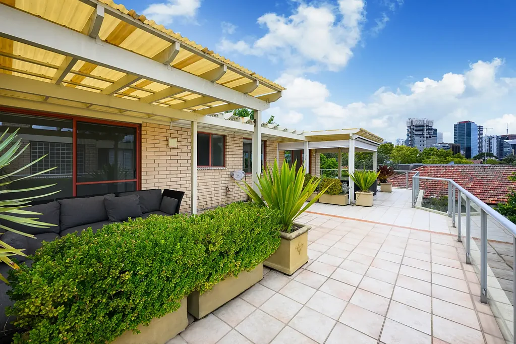 Wollstonecraft 3ห้องนอน Resort Style Penthouse Entertainer Captures Amazing City Views