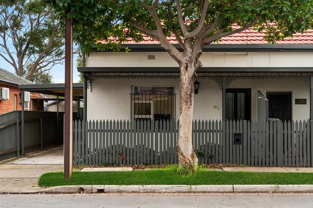 Torrensville 2غرفة نوم Contemporary Character Charm in an Exceptionally Walkable City-Fringe Location