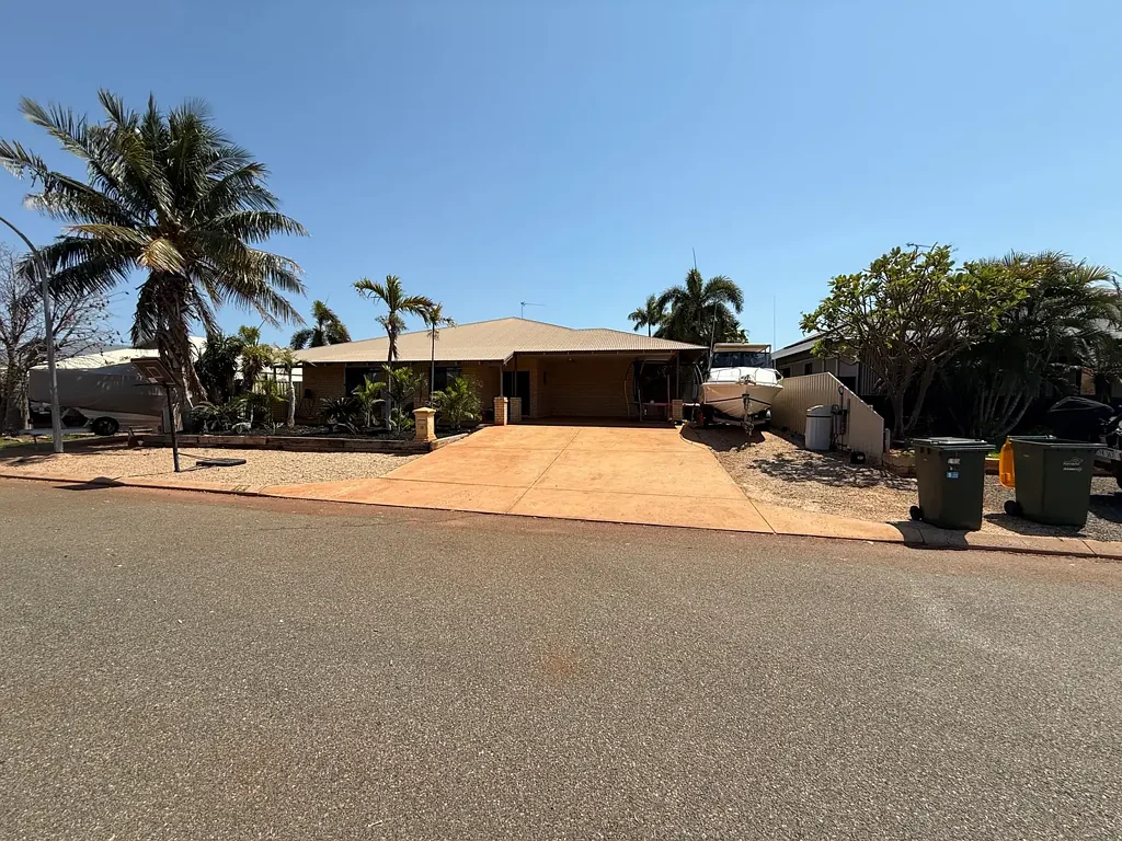 15 Macmahon Way, Baynton, WA 6714