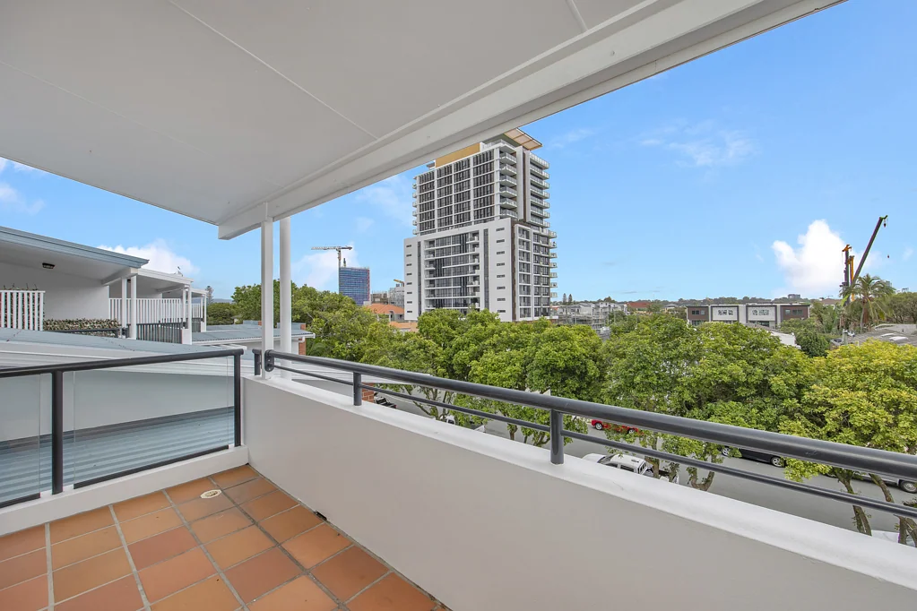 25/20-26 Illawong Street, Surfers Paradise, QLD 4217