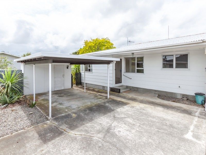 102a Fairs Road, Milson, Palmerston North, 2 rūma, 1 rūma horoi