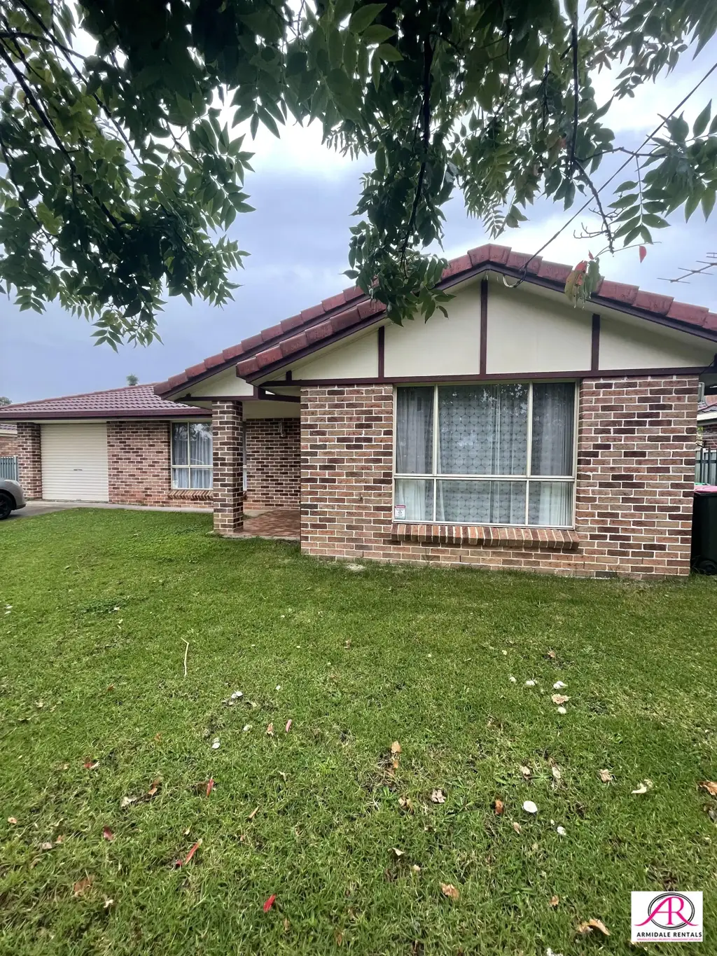 Armidale 3chambre GREAT 3 BEDROOM HOUSE CLOSE TO UNE IN QUIET CUL DE SAC